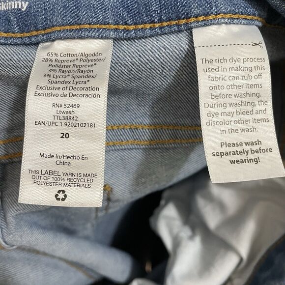 Time And Tru Light Wash Skinny Jeans Distressed Stretchy Women's Size 20 - Picture 11 of 11